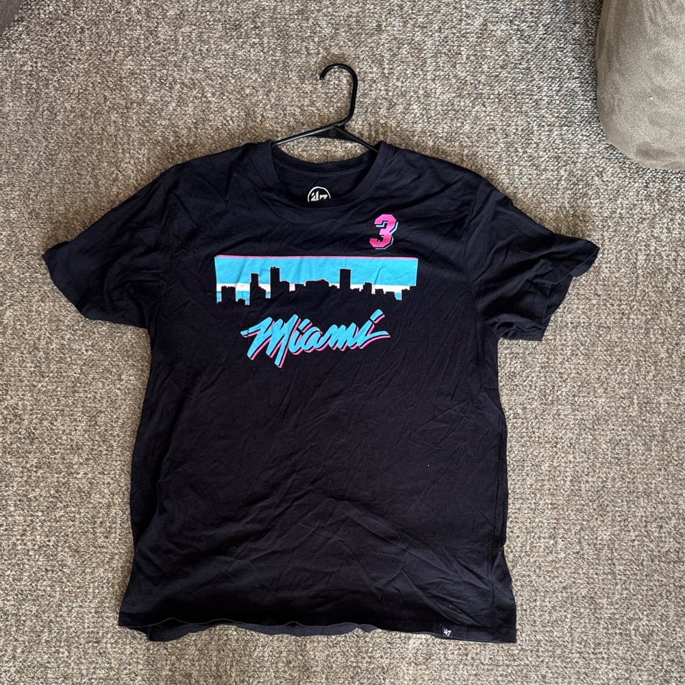 Dwayne Wade Miami Skyline Black Graphic Tee